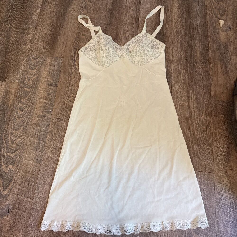 Vintage 60s Philmaid Mint Green Full Slip Lingerie With Lace Details